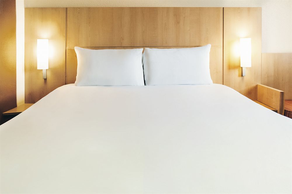 Ibis Centre Gares Hotel